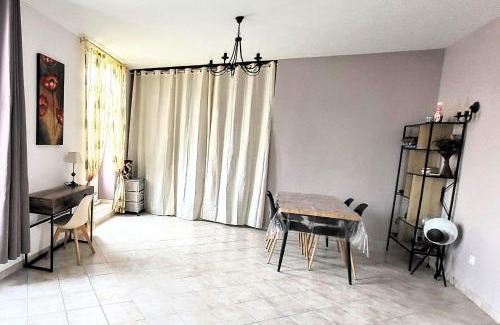 Pierrelatte Apartamento | Le Bonaparte 2