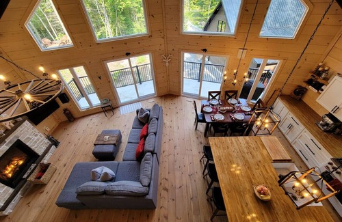 St-Adolphe-d'Howard Casa | Le Boréal - Location saisonnière à Saint-Adolphe