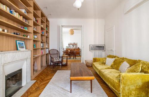 Prado - Republique Apartamento | LE BOURGEOIS avec balcon, somptueux et lumineux, idéalement situé