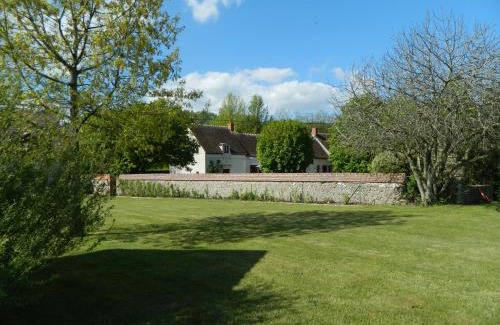 Villedieu-sur-Indre Cama Y Desayuno | Le Bout Du Monde