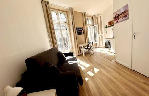 Decre-Cathedrale Apartamento | Le Briord - Hypercentre, bright, all on foot!