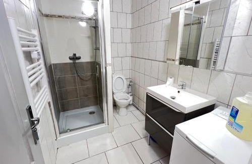Val de Briey Apartamento | Le Briotin Moderne Plein Pied Un-Séjour-à-Part
