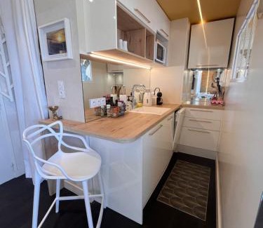Courtoisville-Sillon-Moka Apartamento | Le Cézembre, au pied de la plage