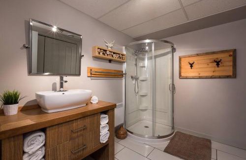 Petite-Riviere-Saint-Francois Chalet De Esquí | Le Chic Chac - Chalet