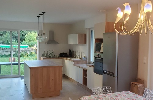 Chatillon-sur-Seine Casa | Le Cabinet: Charming house with enclosed exterior