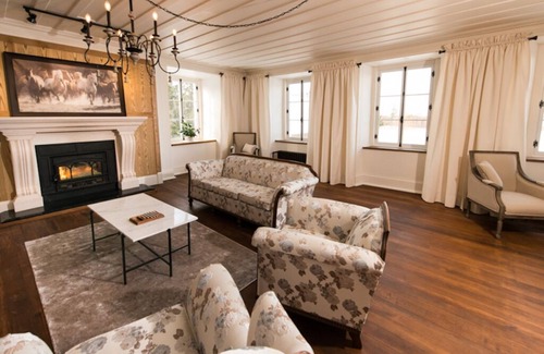 Saint-Roch-des-Aulnaies Casa | Le Canadien - Room (1) with private bathroom Enr. 304001