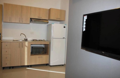 Beirut Central District Apartamento | Le Caravelle Beirut - Suite with Pool View
