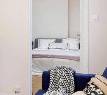 Saint-Fons Apartamento | Le Carré d'Or - T2, Près Lyon & parking gratuit