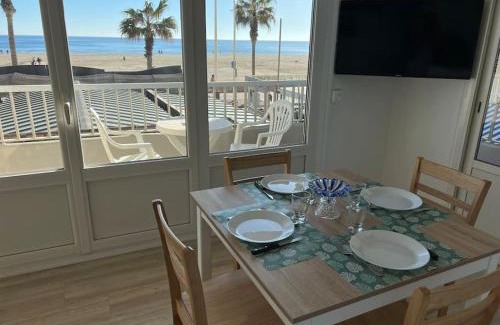 Mediterranee Apartamento | Le CARROUSEL - Apt VUE MER - Plage à 10 M - CLIM - WIFI