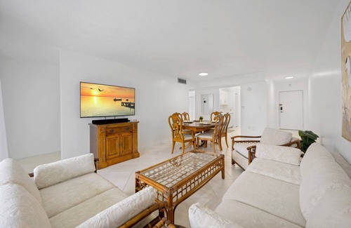 Sunny Isles Beach Condominio | LE CARTIER 517
