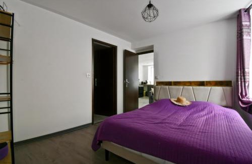 Chateaumeillant Apartamento | Le CASTEL 22