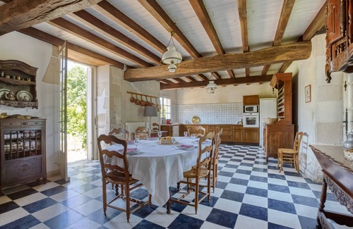 Montigne-les-Rairies Casa | Le Castel - Maison familiale de charme du XVème siècle. Grand jardin