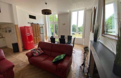 Courbouzon Apartamento | Le château de Courbouzon