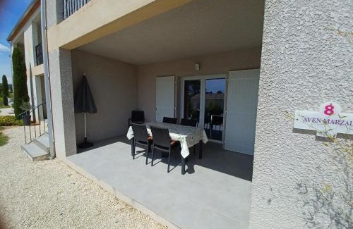 Saint-Martin-d'Ardeche Apartamento | Le Château Saint Martin