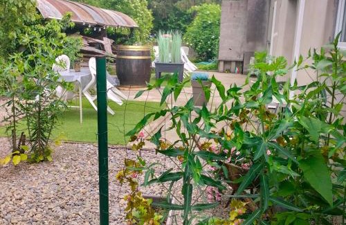 Riedisheim Apartamento | Le Chêne: Petit Chalet cosy proche de Mulhouse