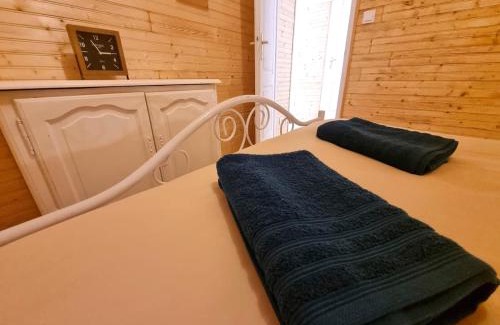 Les Trois Lacs Chalet De Esquí | Le chalet au bord de seine