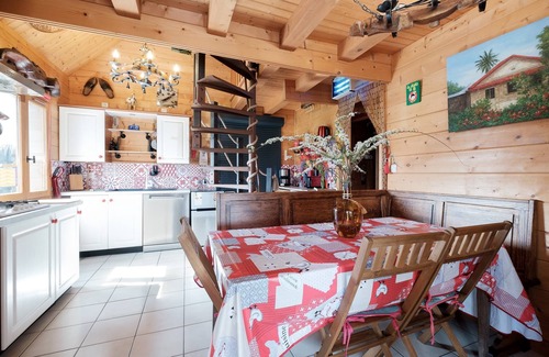Montoldre Casa | Le Chalet Boisé - Maison avec jardin clôturé