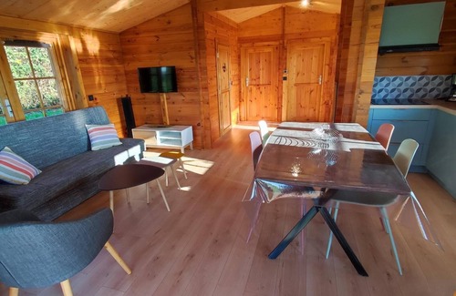Mazerny Casa | LE CHALET DE LA PRESLE