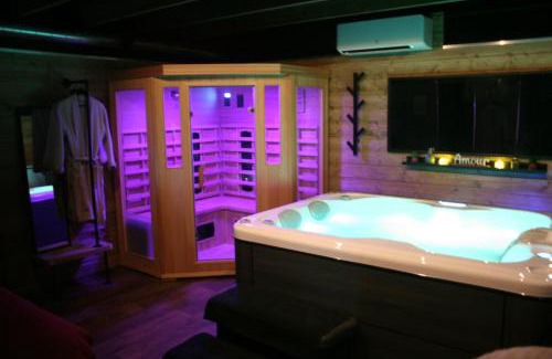 Lozinghem Casa | Le Chalet des Amoureux SPA Sauna