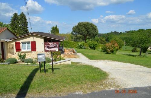 Sarlat-la-Caneda Cama Y Desayuno | Le chalet des Contries