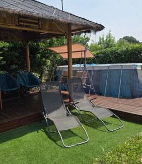 Saint-Mamert-du-Gard Otro | Le Chalet des Dany