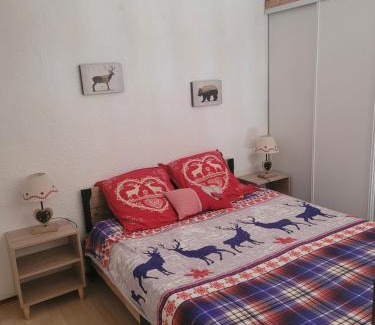 Les Rousses Apartamento | LE CHALET DES SAPINS, Superbe Duplex avec belle vue, Au Coeur Des Rousses, Tout confort 5 pers, Draps inclus, parking gratuit