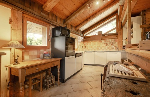 Flumet Chalet De Esquí | Le Chalet du Renard y sus estudios