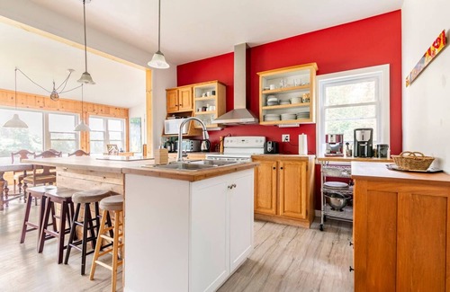 Brebeuf Chalet De Esquí | Le Chalet Jaune sur la Rouge (Mont-Tremblant) CITQ #284196