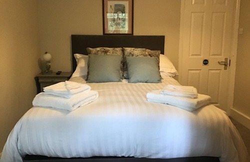 New Forest District Cama Y Desayuno | Le Chateau