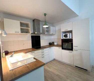 Poitiers Apartamento | Le Clos - Centre ville - Jardin - Parking privé