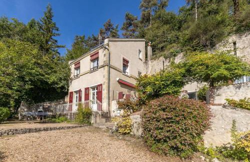 Nazelles-Negron Casa | Le Clos de la Cisse - Maison semi-troglodyte