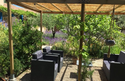 Lacoste Cama Y Desayuno | Le Clos des Lavandes
