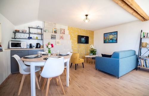 Chenehutte-Treves-Cunault Casa | Le Clos Eugenie - Charmante maison avec jardin et vue sur la Loire