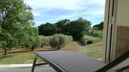Saint-Privat-de-Champclos Apartamento | Le Clos des Taulelles gîte Le Figuier