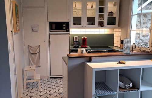 Saint-Vaast-la-Hougue Casa | Le clos Saint Vaast near the beach and harbour in the town center