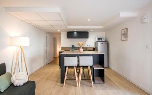 Rodez Apartamento | Le Cocon Ruthénois - Climatisation, Wifi, Netflix & Jardin