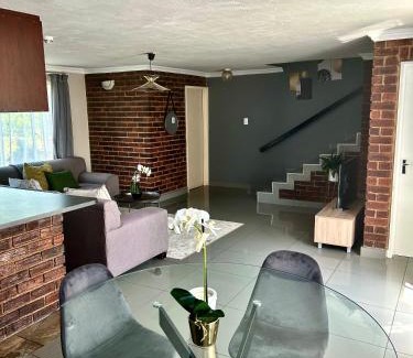 Greater Johannesburg Metropolitan Area Apartamento | Le Com Home