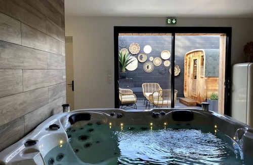 Aulnoy-lez-Valenciennes Apartamento | Le Cosy Appart Spa & Sauna by Spaona