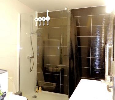 Toulouse East Apartamento | Le COSY Toulouse 3 min de la Gare à pieds Parking gratuit ventilateur