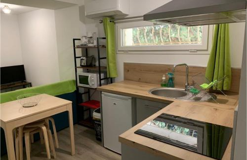 Saint-Mitre-les-Remparts Apartamento | Le Cyprès