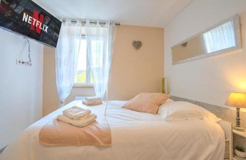 Banassac Apartamento | Le Déroc - Netflix Wi-Fi Fibre Terrasse