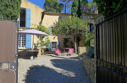 Suze-la-Rousse Casa | Le Devès, Holiday home, with swimming pool, terraced land