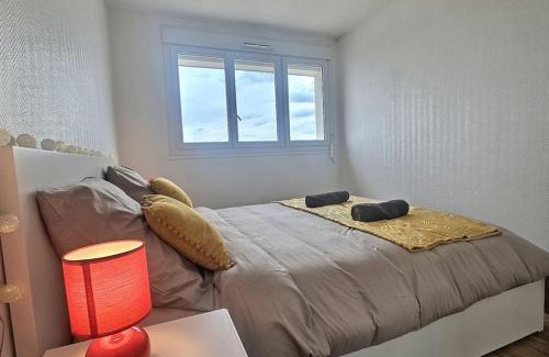 Epinay-sur-Seine Apartamento | Le dix-septième ciel vue sur la tour Eiffel