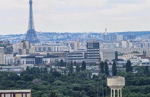 Epinay-sur-Seine Apartamento | Le dix-septième ciel vue sur la tour Eiffel