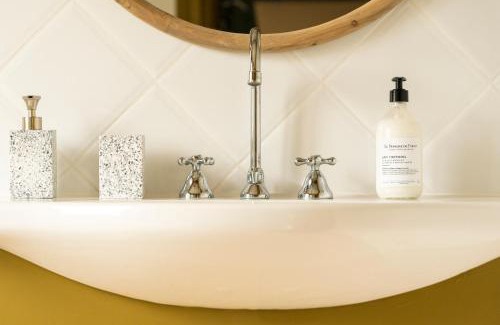 Mirambeau Casa | LE DOMAINE DE FERRAT