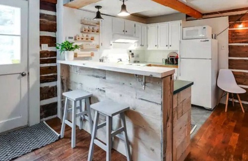 Sainte-Agathe-des-Monts Cabina | Le Douillet - Rustic chalet with wood fireplace