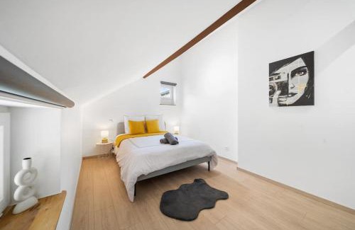 Chalon-sur-Saone Apartamento | Le Duplex Moutarde, prox centre et Gare, 50m2, climatisation