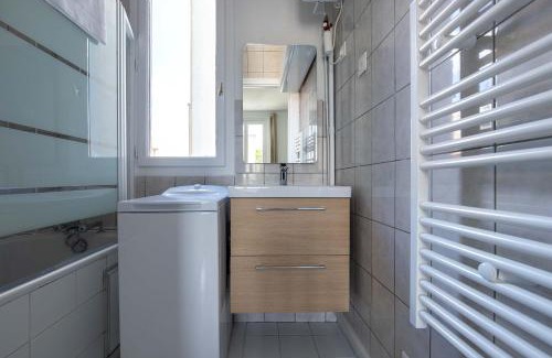 Asnieres-sur-Seine Apartamento | Le Dupont - Métro 13, 20 min Champs-Elysées