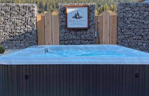 Rochesson Chalet De Esquí | Le Familial 4 - SPA & Sauna - Serviettes, Lits Faits, Ménage