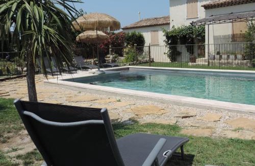 Cavaillon Cama Y Desayuno | Le faré tchanqué chambre d'hôtes, parking gratuit sur place